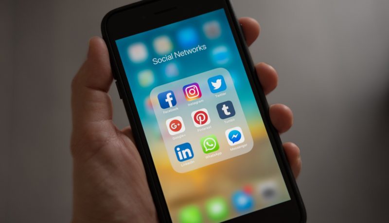 5 Apps To Manage Social Media For Your Business thumbnail